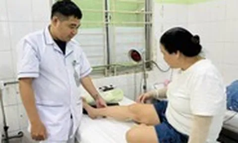 Trạm y tế 'hút' bệnh nhân nhờ y học cổ truyền