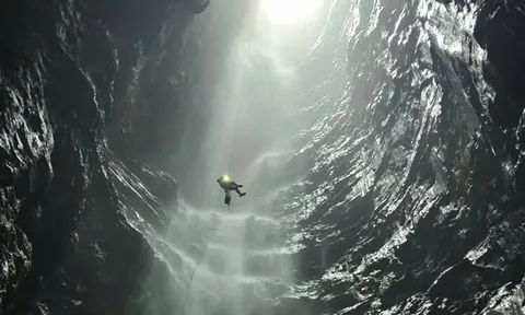 Sự kỳ vĩ của những hang động mới phát hiện tại Phong Nha - Kẻ Bàng