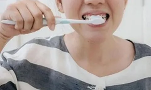 Lời khuyên cho các gia đình đang đánh răng bằng bàn chải điện