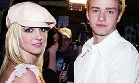 Vợ ra tối hậu thư sốc cho Justin Timberlake sau scandal ngoại tình, gã đàn ông hủy hoại Britney Spears đang bị quả báo