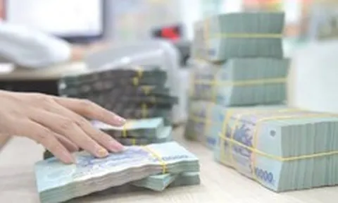 Công an kiểm tra giao dịch chuyển khoản 570 triệu đồng bất thường của 1 công ty với người phụ nữ ở Nà Hang