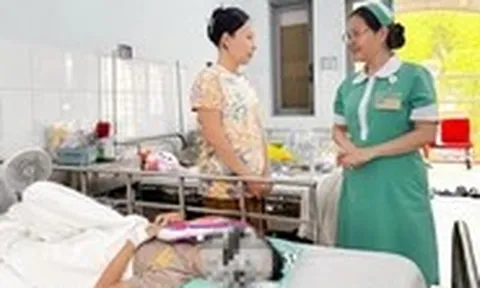Nhờ chiến thuật 'nằm yên', bé trai bị chấn thương thận phải đã giữ được quả thận
