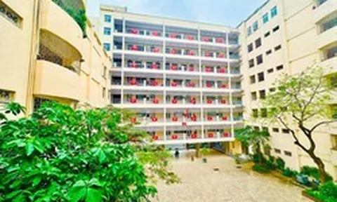 Ngôi trường có tỷ lệ chọi lớp 10 “khủng” nhất Việt Nam là "lò luyện" của nữ sinh vừa thủ khoa A01 vừa là á khoa D01 toàn quốc