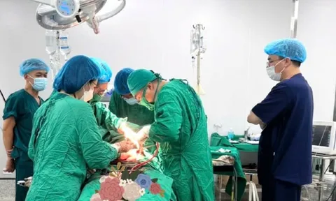 Cứu sống bệnh nhân vỡ lách độ IV, sốc mất máu nguy kịch