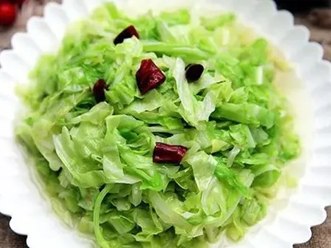 1 phụ nữ bị tiểu đường quyết định ăn bắp cải mỗi ngày, 3 tháng sau đi khám lại bác sĩ kinh ngạc thốt lên điều này