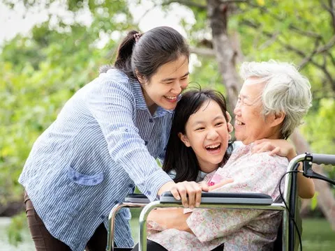 Người dễ sống thọ 100 tuổi thường bộc lộ 3 dấu hiệu này vào buổi sáng