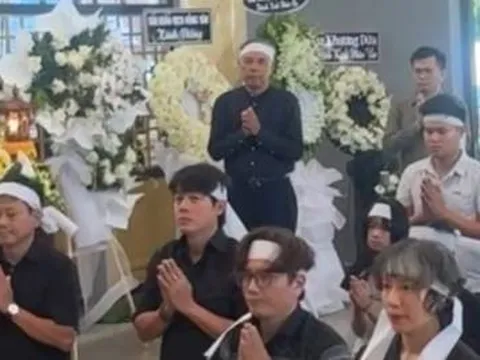 Bá Thắng lên tiếng về 4 điều bị bàn tán trong đám tang cha, diễn viên Hòa Hiệp cũng đăng status nói rõ