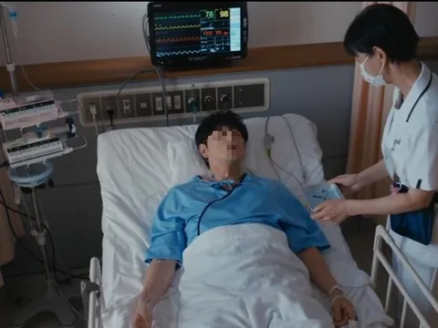 22 tuổi nhận "án tử" ung thư dạ dày giai đoạn cuối, chàng trai òa khóc: "Giá như tôi không xem nhẹ 2 dấu hiệu…"