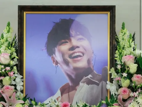 Nỗi đau sau cái chết của ca sĩ nhà YG Entertainment