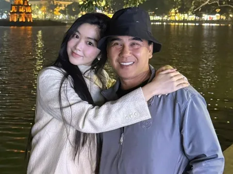 Lọ Lem liên tục làm 1 hành động trước cửa phòng mỗi tối, MC Quyền Linh phát hiện chỉ biết thốt lên 4 chữ