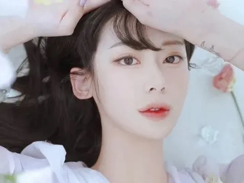 Nữ ca sĩ đột ngột qua đời ở tuổi 26