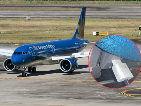 Đi máy bay Tết 2026, tuyệt đối không được dùng cổng sạc dù có sẵn trên tàu bay