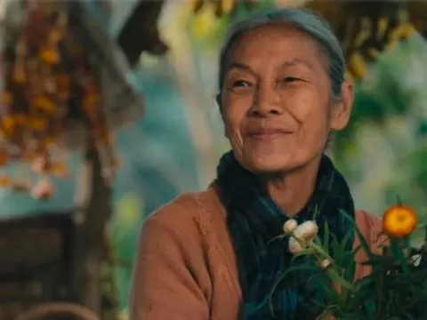 Từ tiếng Việt chỉ có một âm tiết nhưng chứa đựng thứ đạo lý mà tiếng Anh khó lòng lột tả