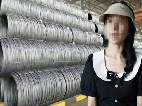 Khách đặt mua 66 tấn thép không mặc cả, còn chuyển khoản cọc trước 746 triệu đồng, chủ cửa hàng nhận tiền xong liền bị cảnh sát điều tra nguồn tiền