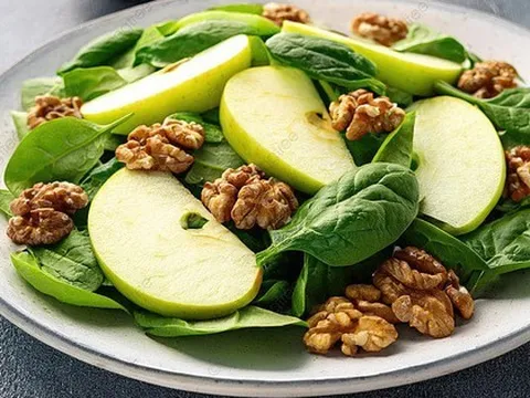 Vì sao rau bina được gọi là “rau trường thọ”? Lợi đủ đường cho ruột, mắt và tim mạch