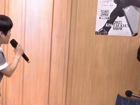 Con trai nữ diễn viên bỏ học cấp 2, trầm cảm nhốt mình trong phòng vì bố mẹ ly hôn