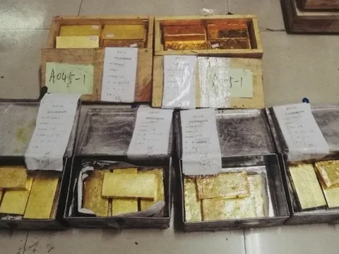 Điều tra người đàn ông mang gần 100kg vàng đi vay thế chấp hơn 74 tỷ đồng, cơ quan chức năng phát hiện bí mật động trời đằng sau