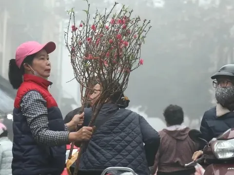 Chi tiết đợt rét buốt sầm sập tràn về miền Bắc từ chiều tối nay: Hà Nội xuống 10 độ, vùng núi có nơi dưới 3 độ