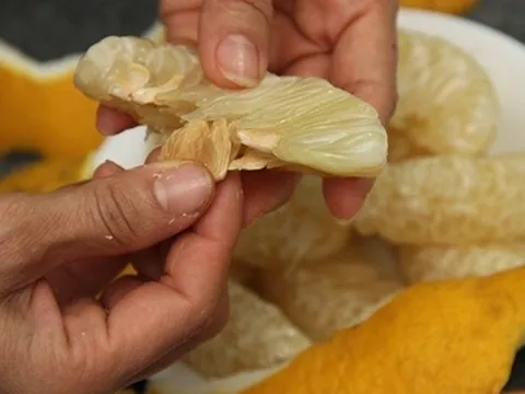 Bưởi rất tốt, nhưng kết hợp với thứ này chẳng khác nào độc dược tàn phá gan