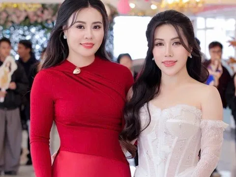 MC Hồng Nhung VOV Giao thông đồng hành cùng hoa hậu Phan Kim Oanh