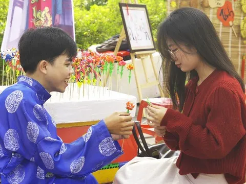 Làm mới cách đón Tết, Đà Nẵng đưa lễ hội về gần người dân