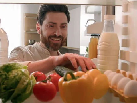 Chuyên gia tuổi thọ nói thẳng: Không phải rau, đây mới là nền tảng của mọi chế độ ăn sống thọ