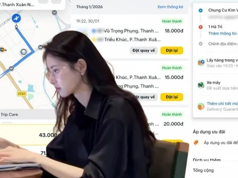 Giá xe công nghệ cận Tết tăng gấp đôi gấp ba, dân văn phòng Hà Nội tình nguyện ở lại công ty muộn để "chờ sale" né tắc