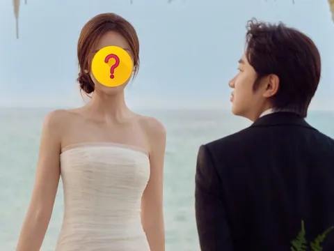 Hoa hậu bất chấp cưới "chú lùn showbiz": Được chồng sang tên tài sản trăm tỷ, tặng biệt thự khắp cả nước