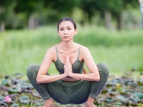 2 tuần giảm 5kg, nữ CĐV Nhật chia sẻ 1 bài tập 5 phút mỗi ngày, hiệu quả "đốt mỡ" kéo dài tới 2 ngày