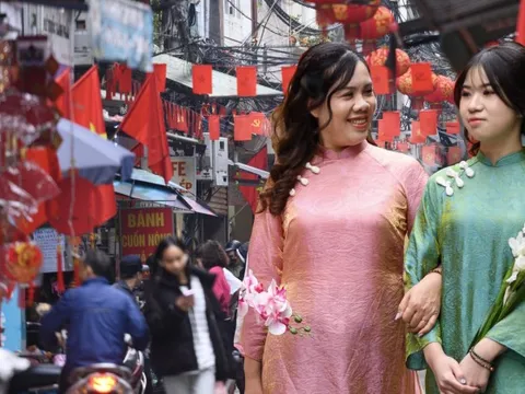 26 Tết rồi, ra mà xem Hà Nội đã cỡ này!