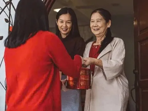 Bất ngờ tiêu chí chọn người xông đất: Nam hay nữ không quan trọng bằng điều này