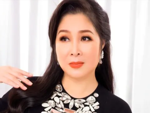 Nữ NSND tuổi Bính Ngọ là giám đốc, có chồng tài tử điện ảnh một thời