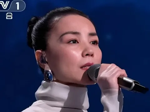 Vương Phi khiến dư luận dậy sóng