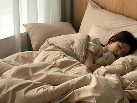 Người sống thọ thường có 6 dấu hiệu này khi ngủ ban đêm, chỉ cần có 1 cái cũng xin chúc mừng