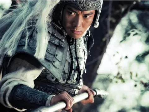 Theo Lưu Bị suốt mấy chục năm, tại sao Triệu Vân chỉ được phong chức nhỏ?