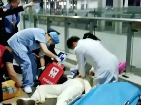 Nữ sinh năm nhất ngồi tàu 31 tiếng bất ngờ ngừng tim: Bác sĩ cảnh báo hội chứng “hạng phổ thông”