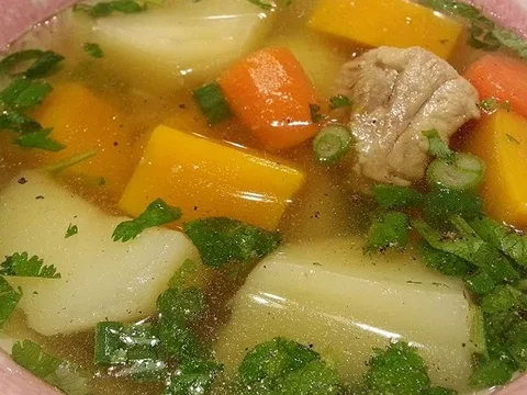 Vì sao các đầu bếp lại thêm giấm khi nấu khoai tây? Sống gần 50 năm cuộc đời tôi mới biết…