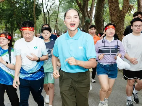 Hoa hậu H'Hen Niê, nhạc sĩ Hứa Kim Tuyền làm đại sứ Giải chạy vì trẻ em sống chung với bệnh hiếm