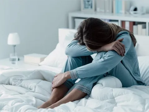 Hai tháng trước khi qua đời, người phụ nữ đã kiệt sức cả thể chất lẫn tinh thần: Làm sao để phân biệt giữa "mệt mỏi" và "ung thư"?