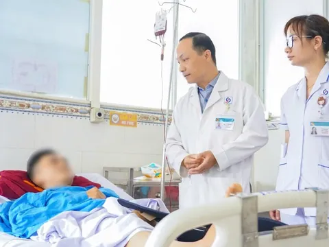 Cứu sống một thanh niên chạy xe ôm công nghệ bị đa chấn thương nặng