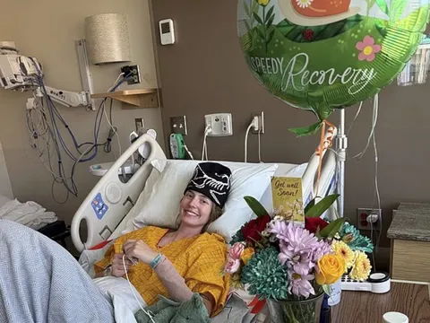 Nữ kỹ sư bàng hoàng phát hiện ung thư ở tuổi 25 - đây là triệu chứng duy nhất cô gặp phải