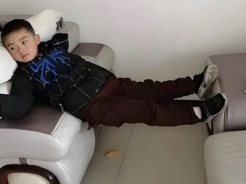 Đừng vội mắng khi con nghịch ngợm, đó có thể là dấu hiệu của một THIÊN TÀI!