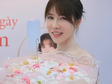 Huỳnh Tú Uyên và "Viết cho những ngày không dám khóc"