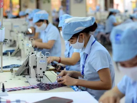 Người lao động làm thêm vào dịp nghỉ lễ Giỗ Tổ Hùng Vương, 30/4 và 1/5 năm 2026 sẽ được hưởng lương gấp mấy lần ngày thường?