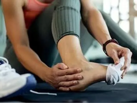 Thấy dấu hiệu này ở chân, cẩn thận kẻo tim, thận đang "lâm nguy"