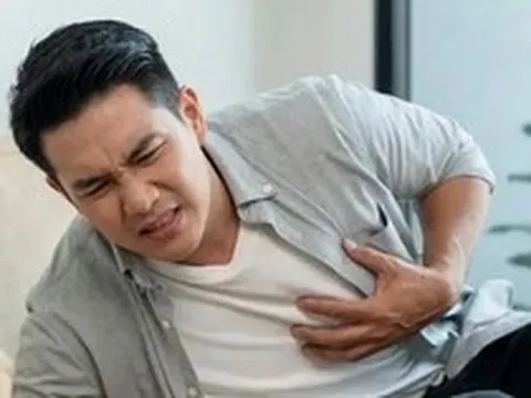 Thức dậy thấy mệt mỏi, sụt cân không rõ lý do? Đừng mừng vội, có thể ung thư phổi đang rình rập!