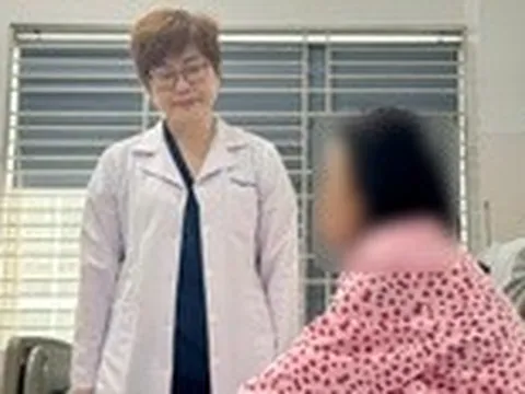 Nghe ‘thầy lang’ đắp lá chữa ngứa, phải nhập viện vì nhiễm trùng nặng