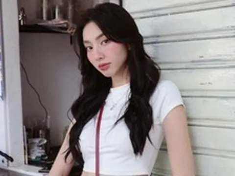 Mẹ Thuỳ Tiên bất ngờ đưa ra thông báo vỏn vẹn 4 chữ