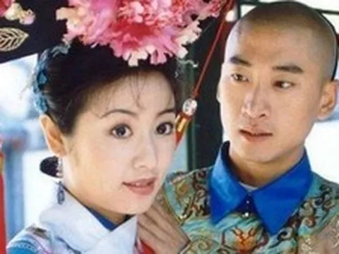 Bí ẩn lớn nhất Hoàn Châu Cách Cách sau 28 năm mới được tiết lộ: Lâm Tâm Như và Châu Kiệt, ai mới là kẻ dối trá?