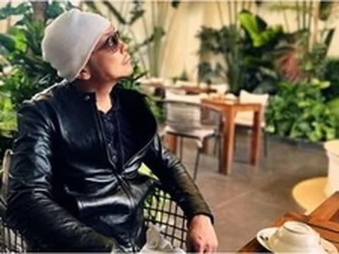 “Ông hoàng nhạc sầu” đình đám một thời bán cà phê ở đường Lê Đức Thọ